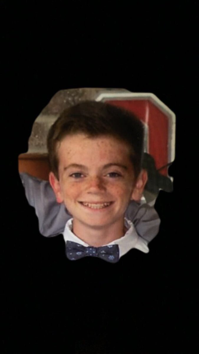 StrappConnor's tweet photo. Looking back at my camera roll😂 difference betqeen me Freshman year hoco and Junior year hoco https://t.co/M5CBF16WBJ