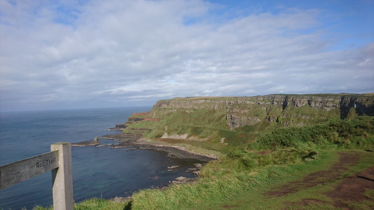 MiketheSocial's tweet photo. The stunning #Causeway Coast 😍👌#Northernireland #NorthCoast @NITouristBoard @DiscoverNI https://t.co/vJcHmkuOgm