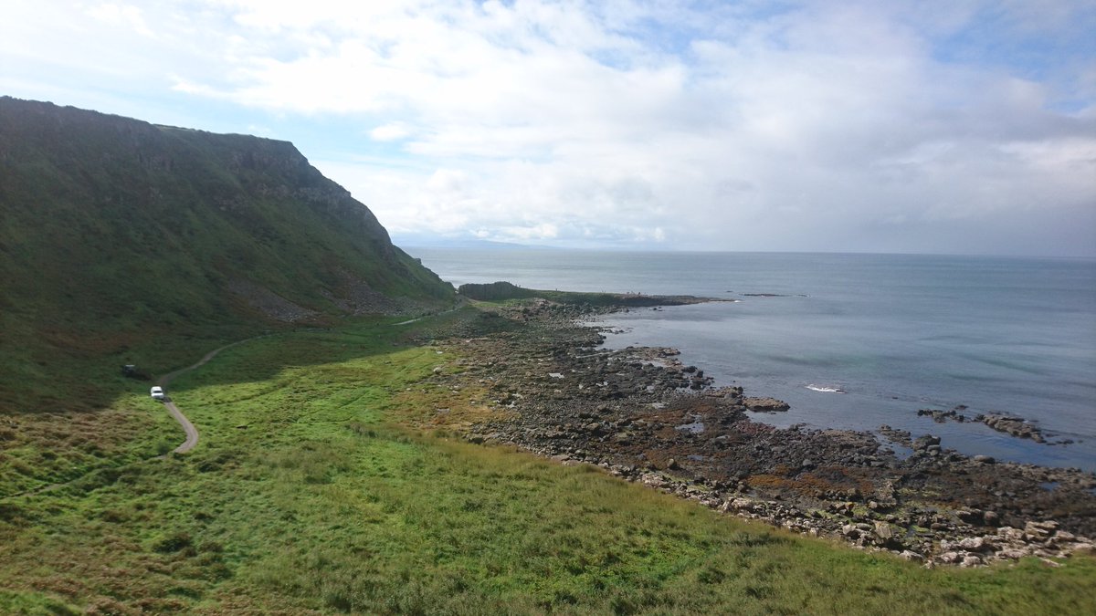 MiketheSocial's tweet photo. The stunning #Causeway Coast 😍👌#Northernireland #NorthCoast @NITouristBoard @DiscoverNI https://t.co/vJcHmkuOgm