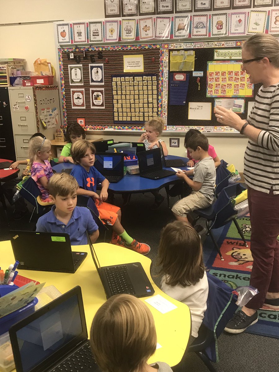 vernonk2's tweet image. Learning how to use QR code to login today #gettingtechy #Kindergarten