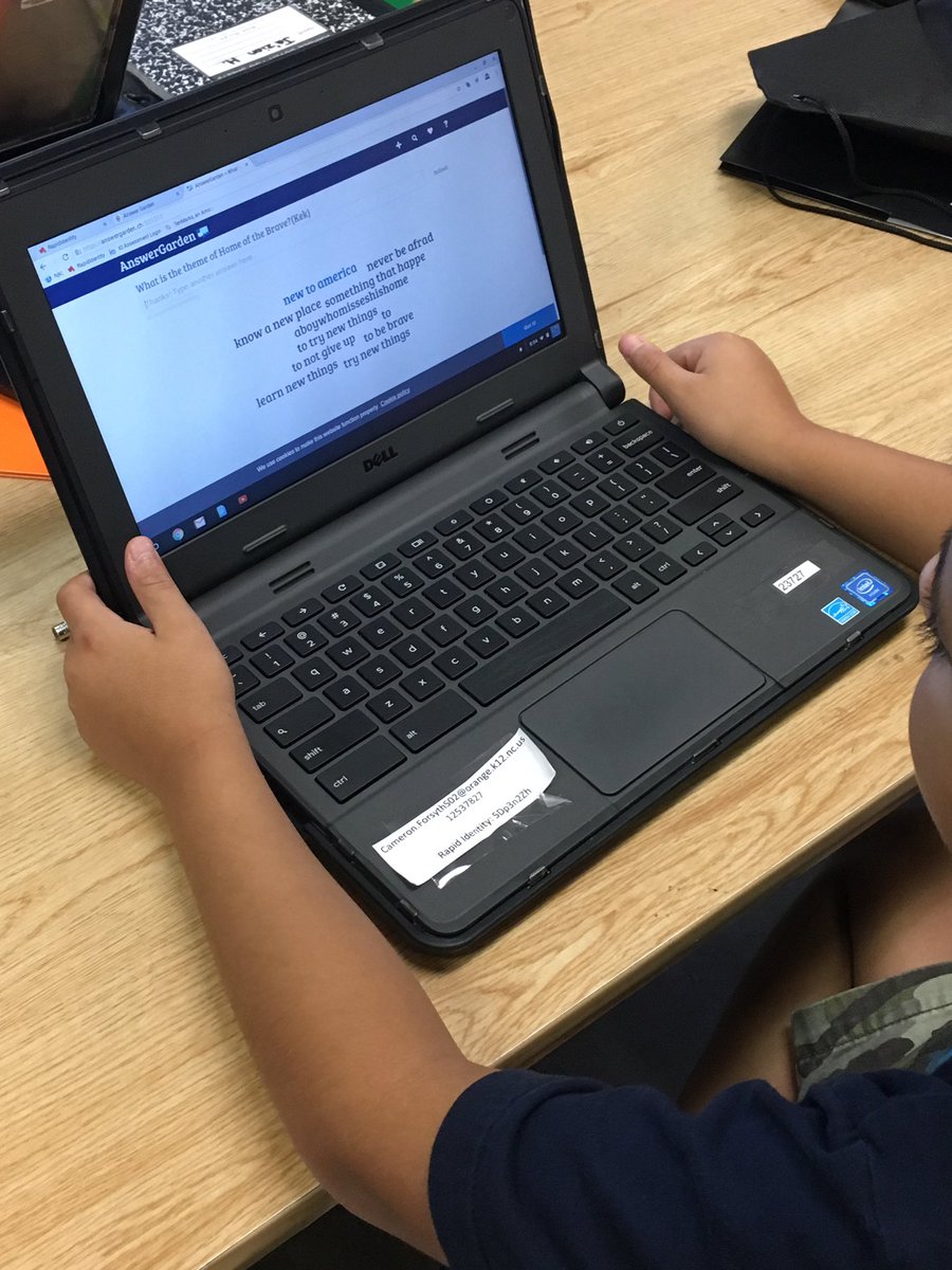MsEllisReads's tweet photo. The students gave Answer Garden two thumbs up! A great tool to easily check understanding. #answergarden #canvas @jriceces @Central_ElemE4E https://t.co/F9ycA5cTcR