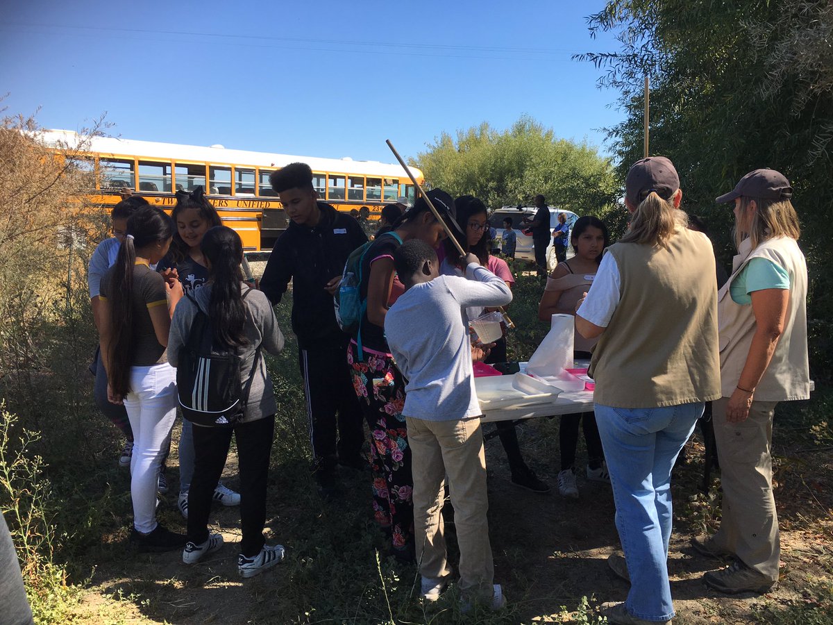 karoleesmiley's tweet photo. Smythe students in the field collecting data for the delta conservancy- real science! https://t.co/Pjdj1wZ5up