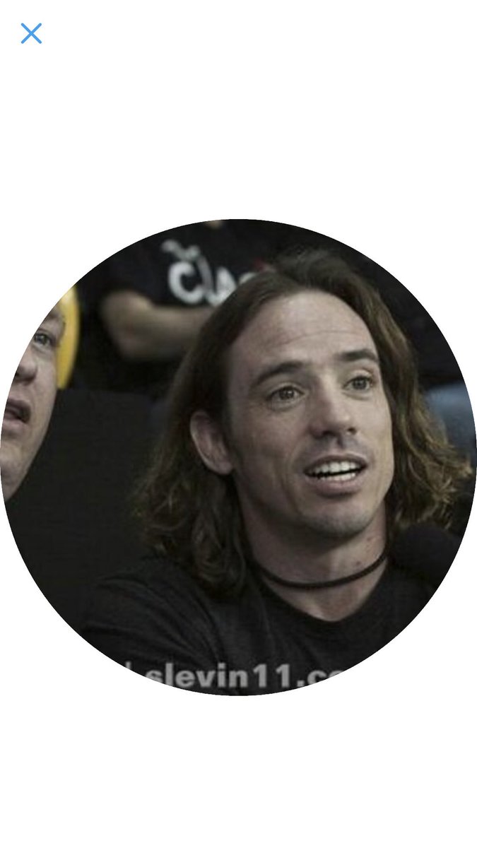 zzsmiller's tweet photo. Let’s be honest, the two greatest #ProfilePics in twitter history belong to @KalebRomero7 and @MarkSBader #Incredible #2ndGuy https://t.co/k2oXAQ7dET