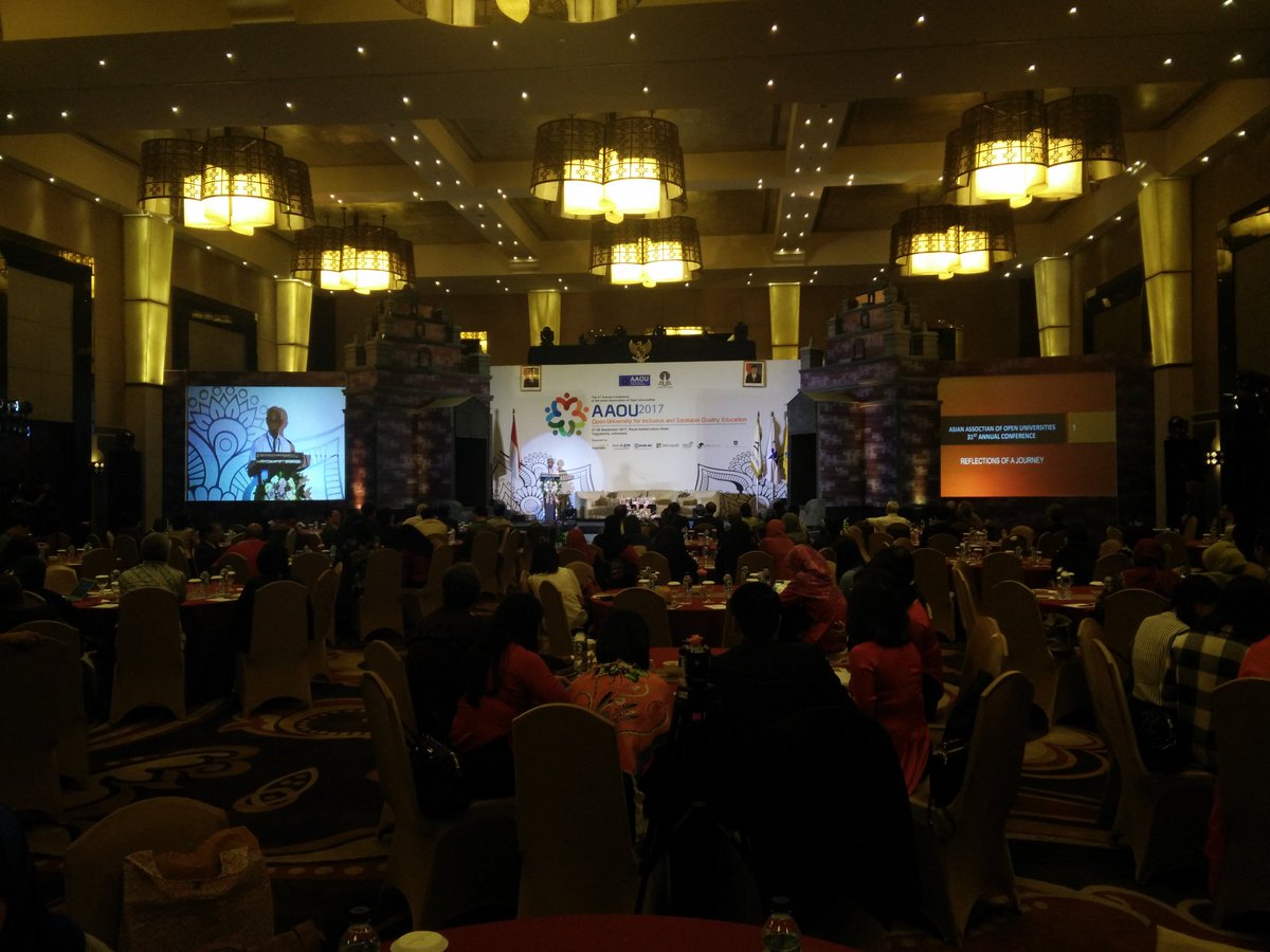 aaou2017's tweet photo. Conference Reflection by Emeritus Professor Tan Sri Raj Dhanarajan #aaou2017 https://t.co/Z908iZ6QxP