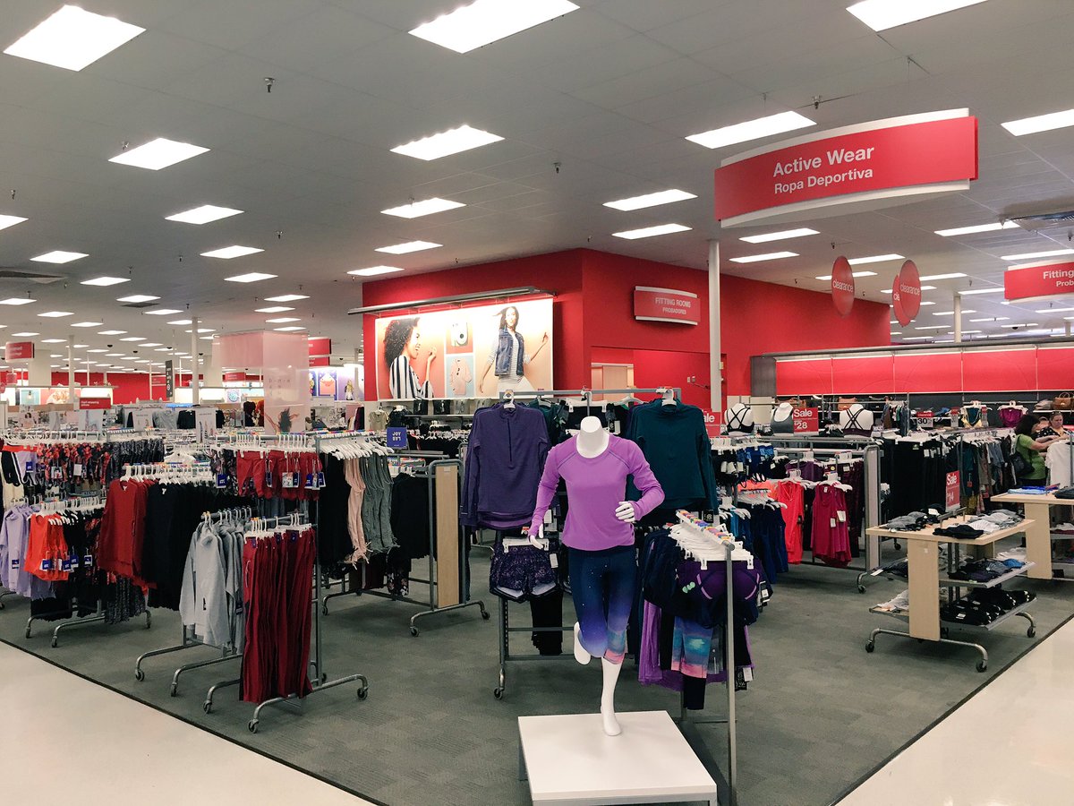 AmyT0192's tweet photo. Hey JOYLAB!! Fabulously fun, fashion meets function, raise the barre, and crunches to brunches! 🏃🏽‍♀️ https://t.co/3SQHyKBd34
