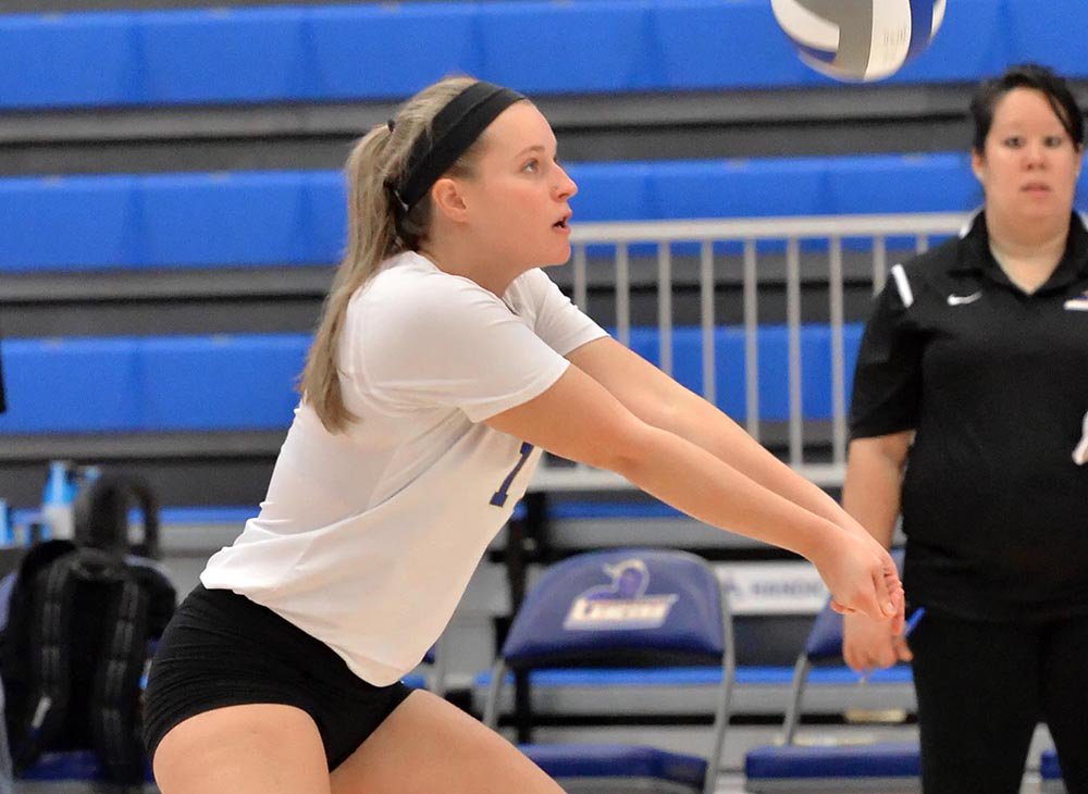 WSULancers's tweet photo. WOMEN'S VOLLEYBALL: Worcester State Sweeps MCLA for fourth Straight Win @WSU_Volleyball
https://t.co/Zeo5Z5eZgv https://t.co/H5Ud2yXi7b