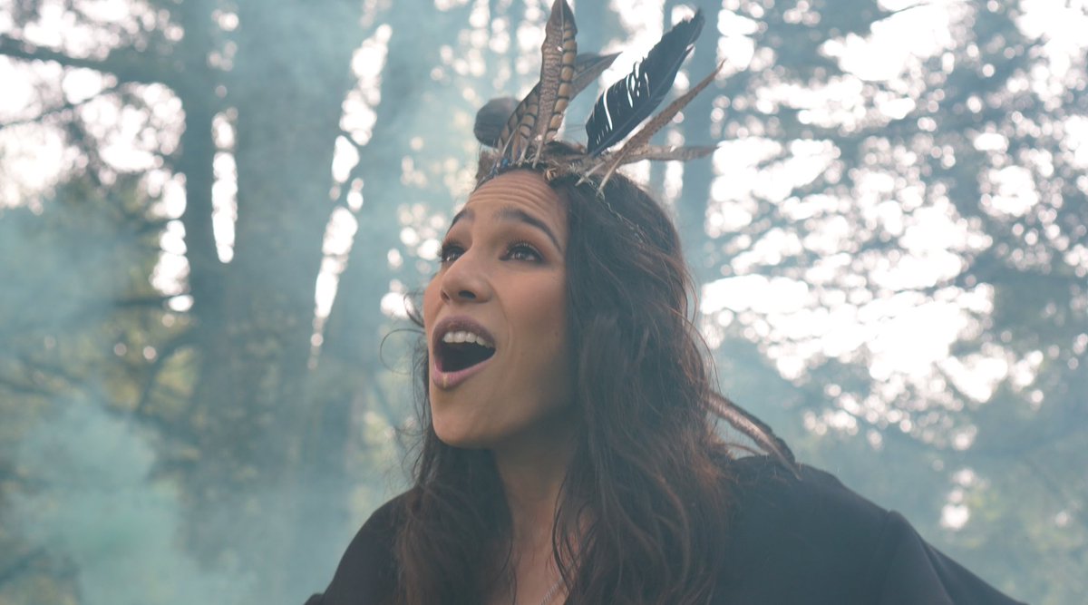 Feliz de estrenar el video de #DarloTodo 🇲🇽Gracias a todos los que se sumaron💜🙏🏻México Lindo te queremos sanar
-> youtu.be/BIZQi8ItXvs <-