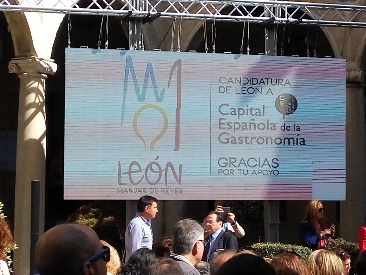moises_arevaloc's tweet photo. Leon majar de reyes una gran candidatura para una ciudad y provincia expectacular... Vamos leon.
#vamosleon #Gastronomia #mhispain #trypleon https://t.co/IXprbLYOMh