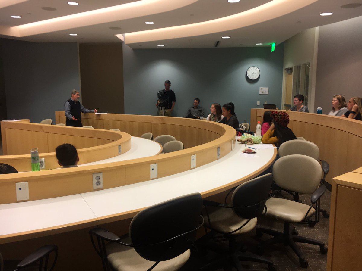 IWU_ODI's tweet photo. 3D talk in SFH 102! https://t.co/xFpsPAeFPO