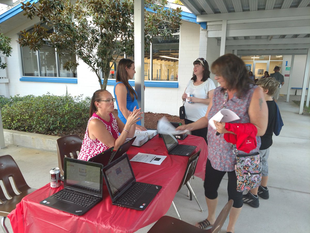 Computer Station Open House @ParodiVCS .  Parent Portal and Gradebook access.