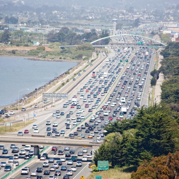 SFBusinessTimes's tweet photo. It's not your imagination @BayAreaCommuter: #BayArea congestion has gotten even worse https://t.co/Egu8hHXkky https://t.co/oIgCMEUBUj
