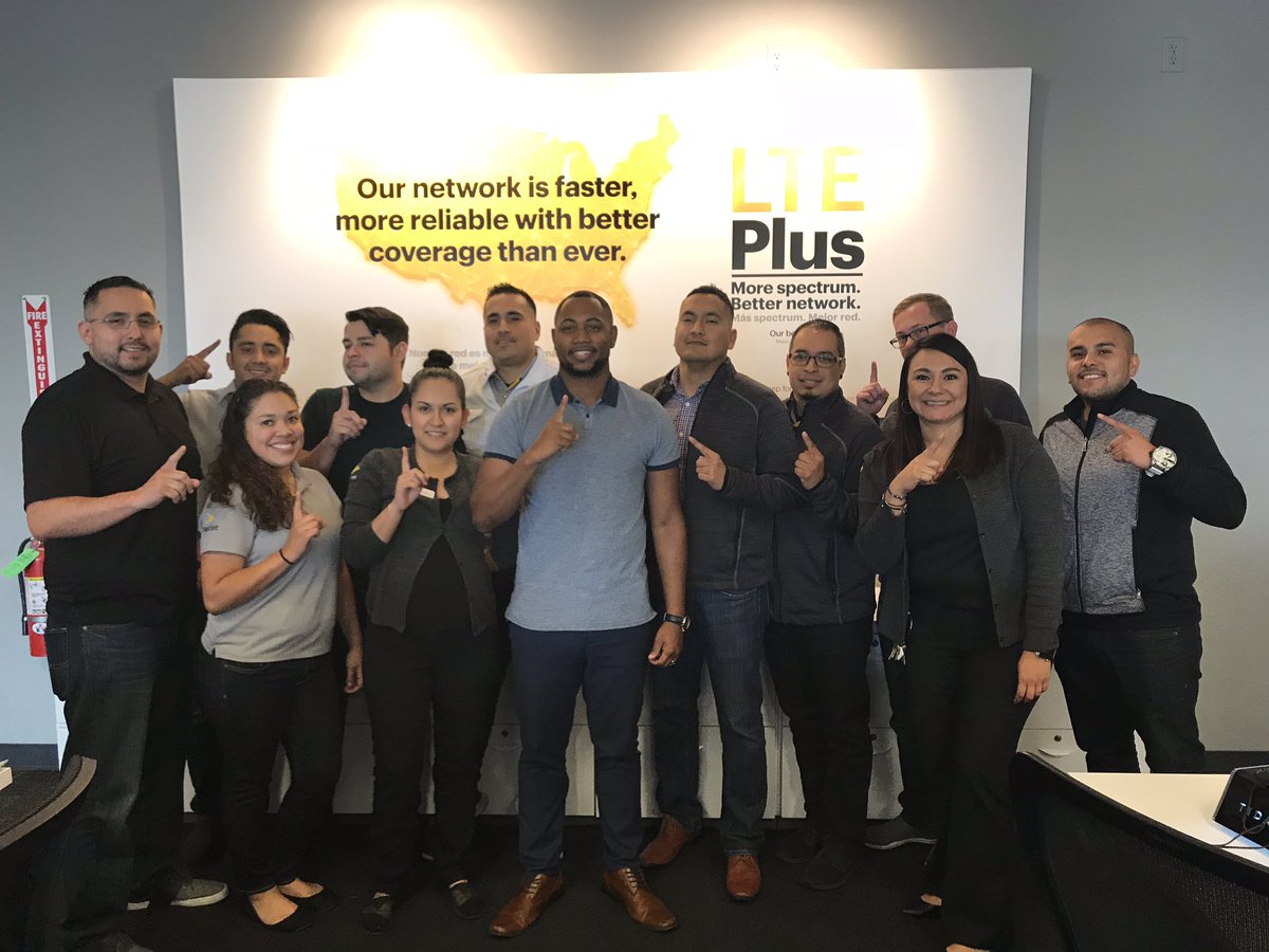 What an amazing group of Leaders in one room! EL Paso, TX is Ready to connect..#CoNNecTNow #sprintnow <a href="/JGSprintWest/">JGSprintWest</a> <a href="/marceloclaure/">Marcelo Claure</a>