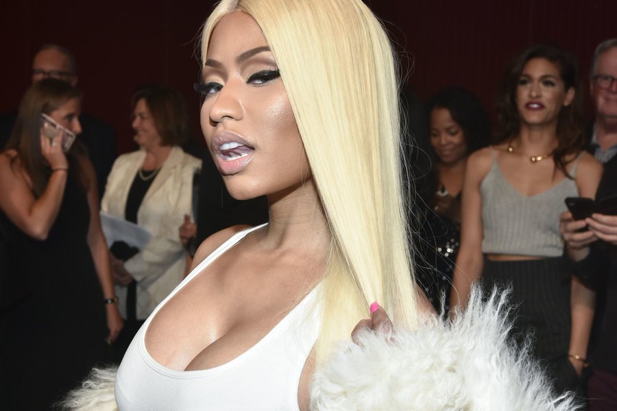 Essence's tweet photo. Nicki Minaj is the only woman on Forbes' highest paid hip-hop artists list: https://t.co/1Acap8Nu99 https://t.co/EGZTHKBQ8l