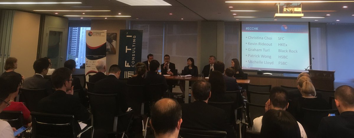 IrelandinHK's tweet photo. Lots of interest in briefing by Financial Services Business Council of European Chamber of Commerce in HK. Thanks @MLloyd_Funds #ECCHK https://t.co/SBlx0qKRtk