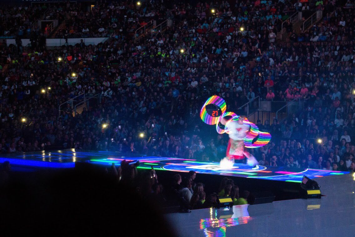 stezftc's tweet photo. |09.28.17|
We are Gen WE πͺπ½
#WEDayTO https://t.co/AqpvdPs6YQ