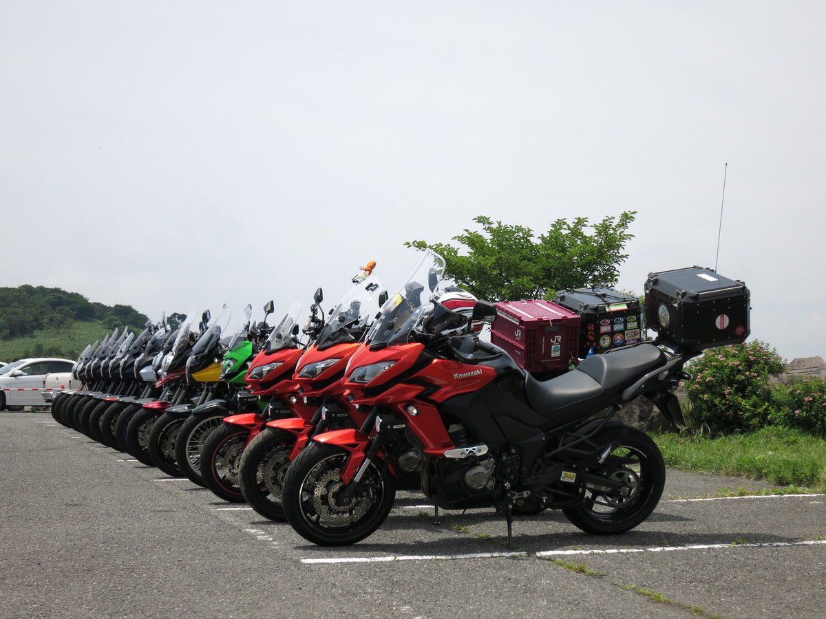 versys1024's tweet photo. 10月1日は、浜名湖で日本初のKawasaki Versysオーナーのミーティング開催です! #Kawasaki #全国ミーティング #VERSYS #VERSYST #VESYS-X250 #VERSYS650 #VERSYS1000 https://t.co/9AEs6sb1eT