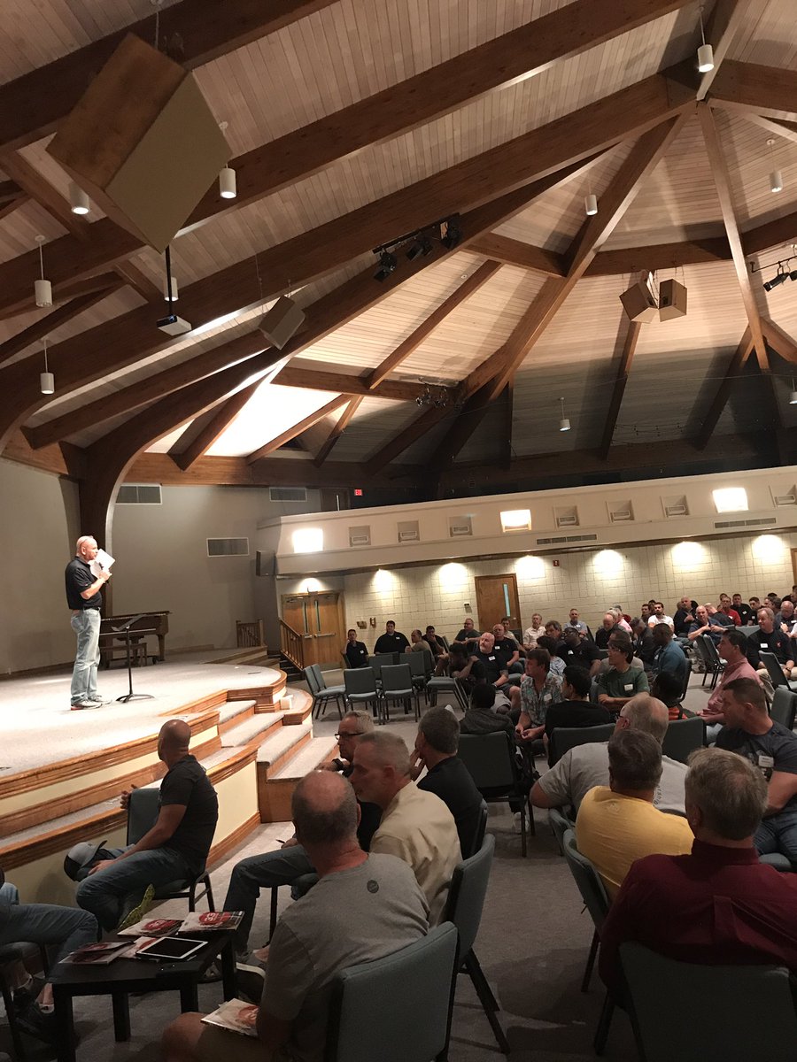 MenofFAC's tweet photo. @mensfraternity incredible night, over 160 men! #AuthenticManhood #MenOfFAC every Thursday night! https://t.co/Fri1MKKClZ