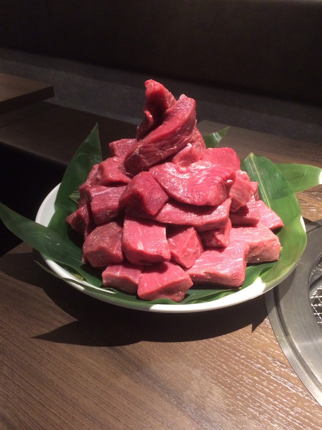 O Xrhsths 牛角 公式アカウント Sto Twitter 肉の日イベント 2 9キロ大食いチャレンジ 黒毛和牛のやま 2 9kg 熟成赤身のやま 2 9kg カルビ専用ごはん2 9kg すんごい迫力
