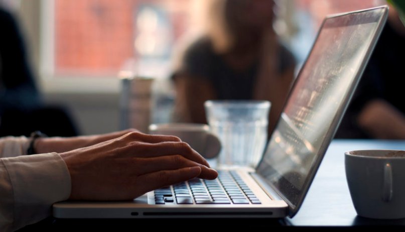 SySBunny's tweet image. Learning How to Develop Android Apps @androidauth goo.gl/3EmC4F
#AndroidAuthority #developandroidapps #androidprogramminglanguages