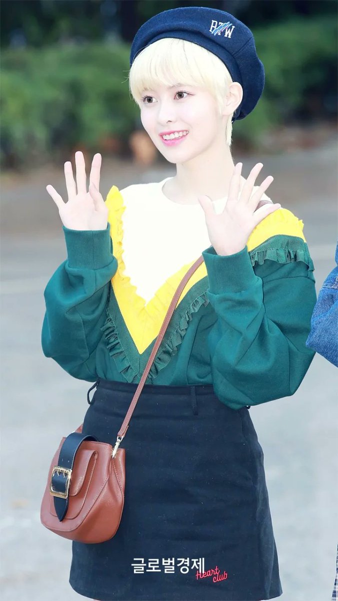 [  PRESS  ] 170929 #DIA #YEBIN @ KBS MUSIC BANK! #다이아 #예빈 

© cm.getnews.co.kr/search.php?sn=…