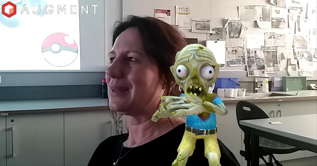 Playing with STEM. My first little augmented monster. Great workshop #STEMEdConf17 <a href="/SamMoyle1/">Sam Moyle</a>