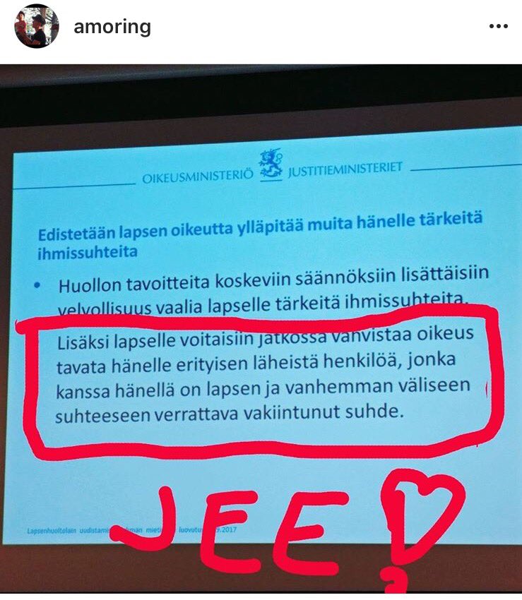 skperheet's tweet photo. Hyviä uutisia #apilaperhe:ille! @oikeusmin työryhmä esittää tapaamisoikeutta sosiaaliselle vanhemmalle. #sateenkaariperhe #lhbtiq #perhe https://t.co/9QODxmvDJu