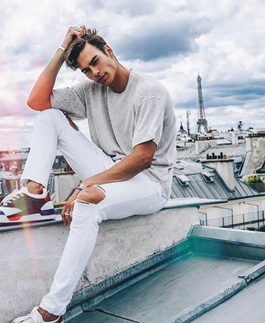 Sam (@netflixaftersex) on Twitter photo 