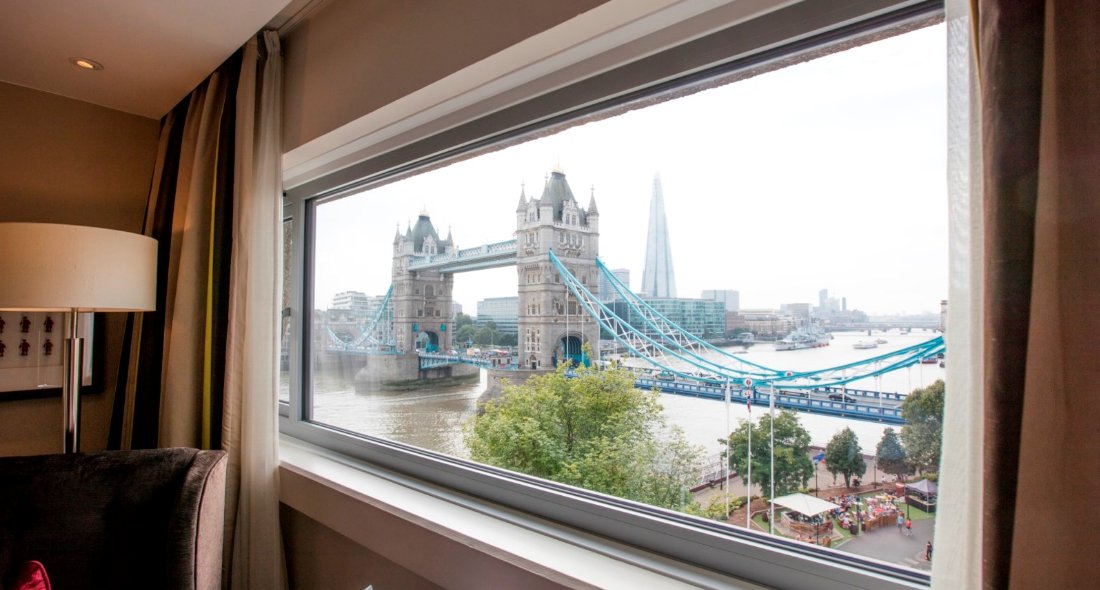 Enjoy breathtaking views of London AND 25% off a long weekend stay <a href="/thetowerLDN/">The Tower Hotel</a> inc. late check out &amp; breakfast! ow.ly/ESYW30fw0kj