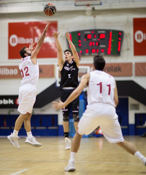 baloncestero's tweet image. #LatinosEnLaACB
@LucioRedivo, impacto inminente
Una pretemporada en @CdBilbaoBasket que invita a la ilusión
canchalatina.com/2017/09/29/luc…