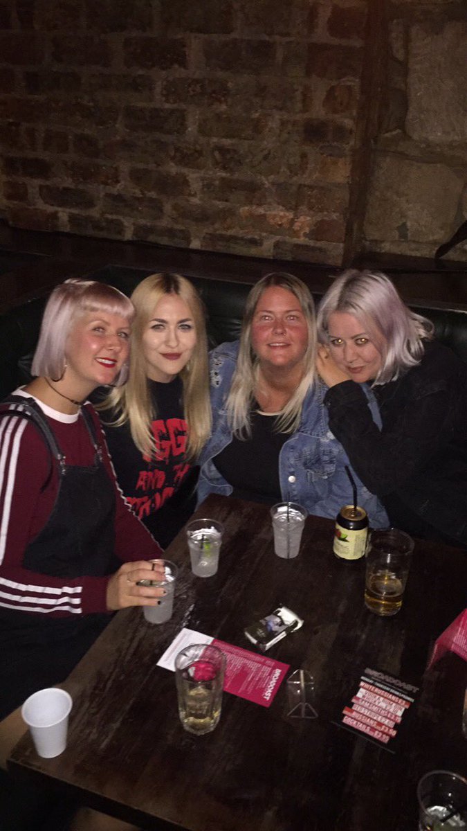 <a href="/ThePaddingtons/">THE PADDINGTONS</a> last night in Glasgow, what a gig 💘