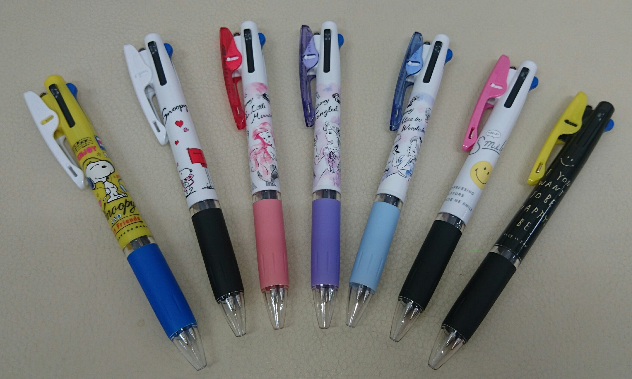 Wondergoo那珂店 文具 Twitter இல உள ள ர カミオさんよりかわいいキャラクターのジェットストリームが入荷しました 多色ボールペンになってるので機能的 学校で職場で大活躍 ٩ ˊᗜˋ و 数に限りがありますのでお早めに ᴗ ワングー