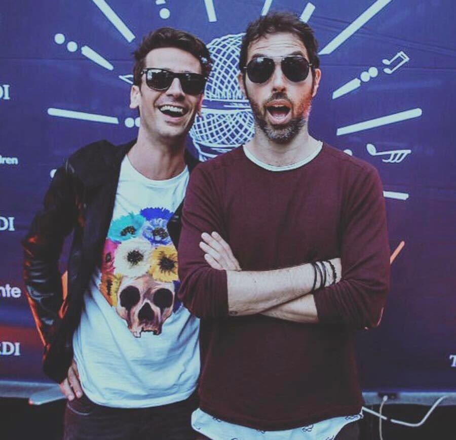 zafanpageoff's tweet photo. Questa sera gli @zeroassoluto vi aspettano a Rombiolo (VV) •Live• #zeroassolutolive #zerolive2017 https://t.co/kWOiYgv8LL