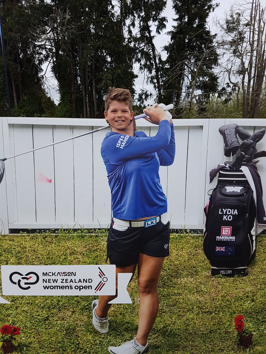 bronwynhudson's tweet photo. Something about this is not quite right...
#goseeko #LPGAinNZ #mckayson https://t.co/FUFeClAxth