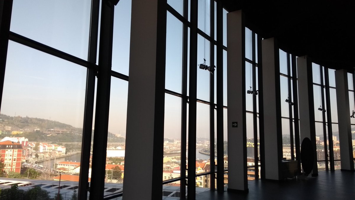 VeGlobal_Bilbao's tweet photo. Looking at the #salamultibox in @eitb for @BilbaoTechWeek #techweekiscoming @BilbaoEkintza @grupospri @Bizkaia. See you soon! https://t.co/xd4S9mamce