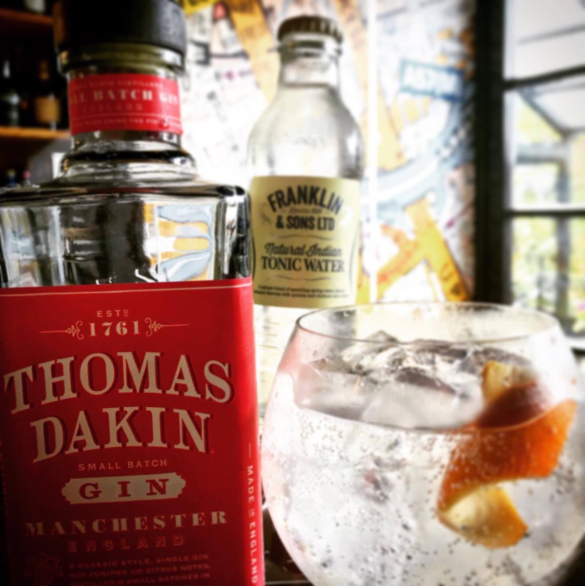 TheGinBible's tweet photo. Anyone fancy a delicious #GinoftheWeek @TheAtlasBar @ThomasDakinGin, @FranklinandSons and a twist of orange?🍸#FridayFeeling  #Manchester 🎉 https://t.co/KRvmEgHvxT