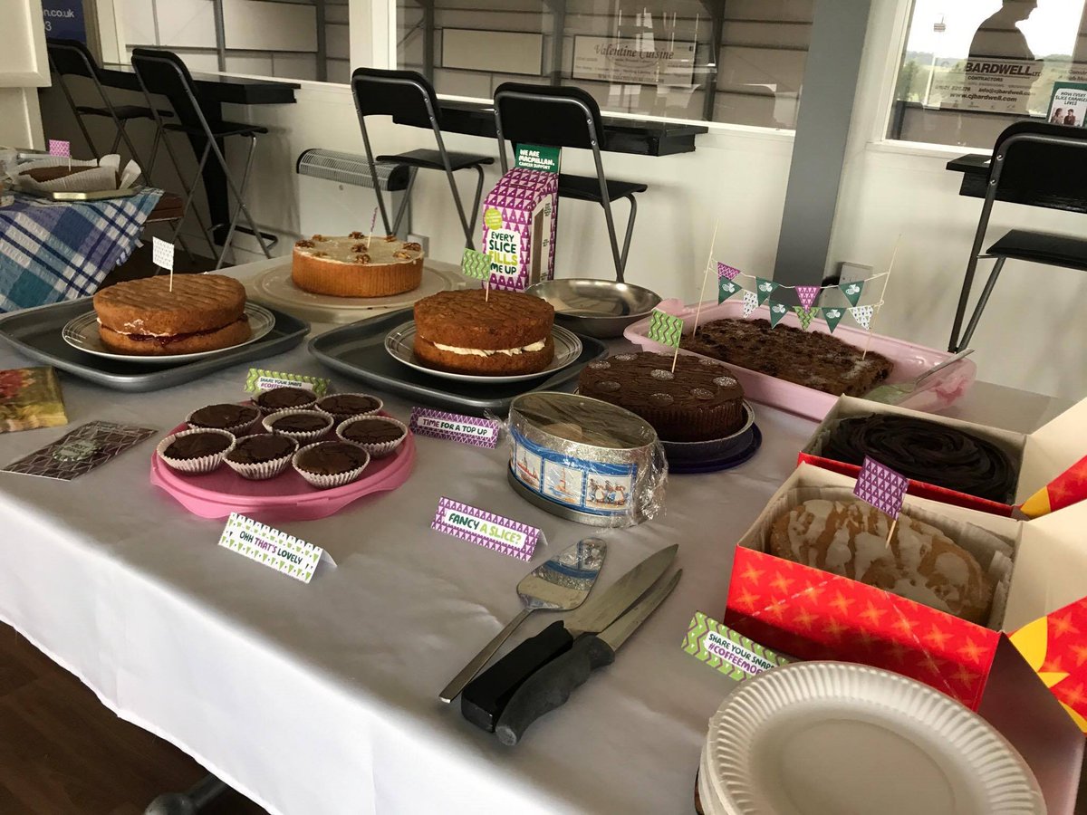 beechwood_ec's tweet photo. #macmillancoffeemorning2017 In full swing at Beechwood equestrian centre!! Pop in for some cake and a natter !! https://t.co/l0JtScKTfr