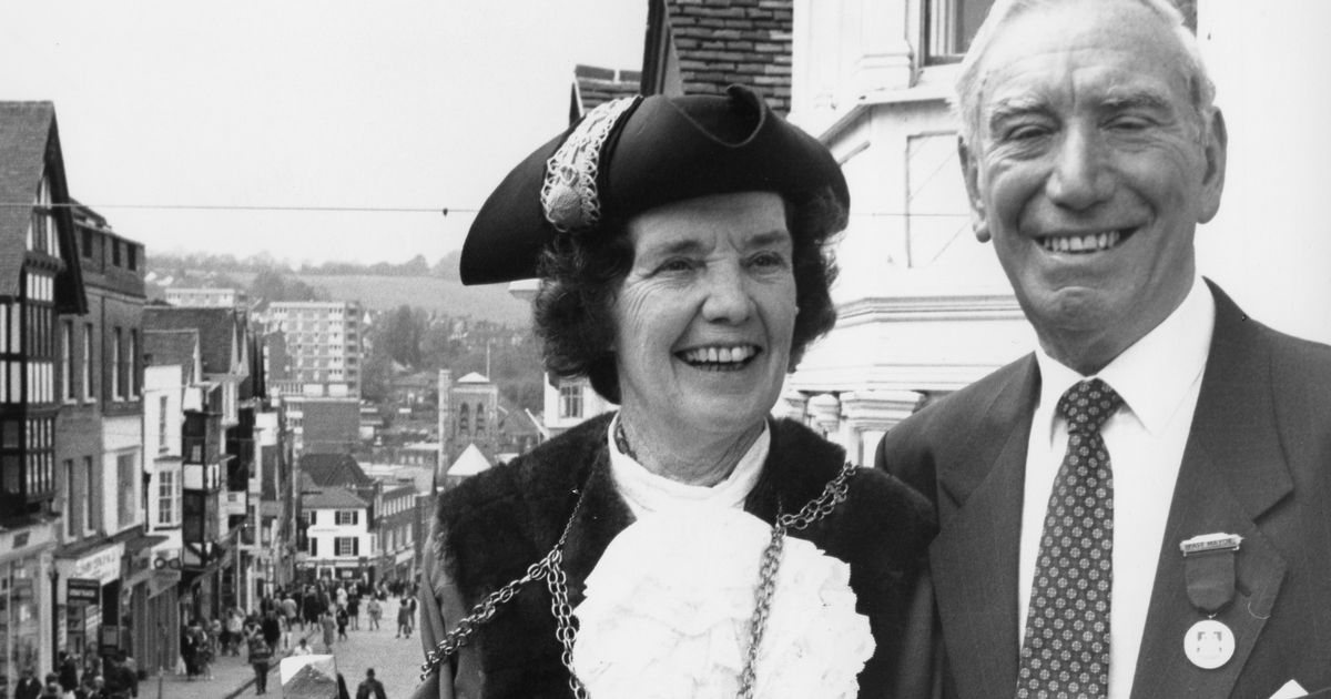 flowitarchitect's tweet photo. Why former #Guildford mayor Bill Bellerby deserves a statue in his honour https://t.co/Aw8Jvq23GP https://t.co/j7dqYtbbdQ