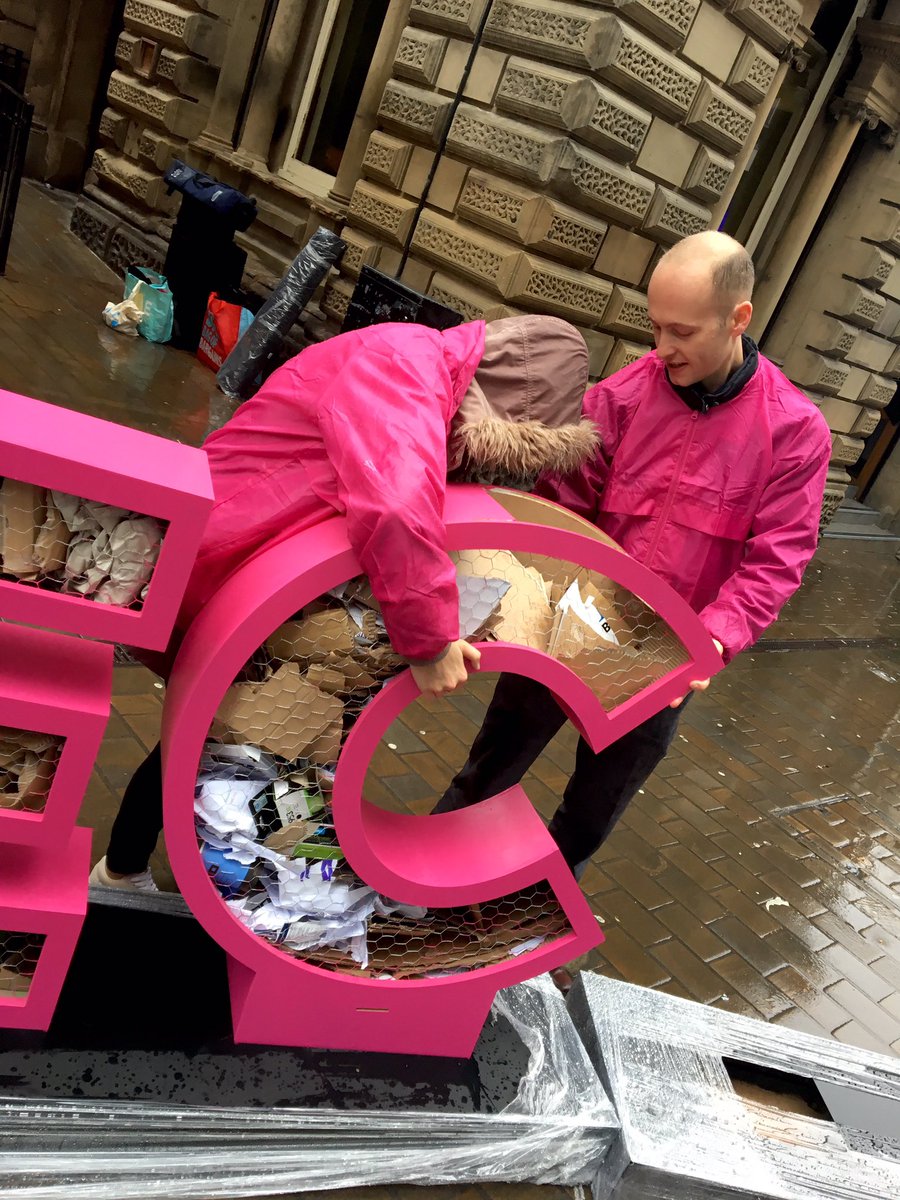 LeedsRecycles's tweet photo. Setting up #RecycleMe – a sculpture filled with paper and card recycling from across Leeds! #RecycleWeek @letsrecycle https://t.co/YKKDEggrW5