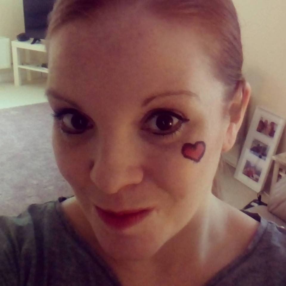 #heartforaheart <a href="/TheBHF/">British Heart Foundation</a> #rankin 

Share the heart to spread awareness for The British Heart Foundation and maybe win a Rankin portrait!!!