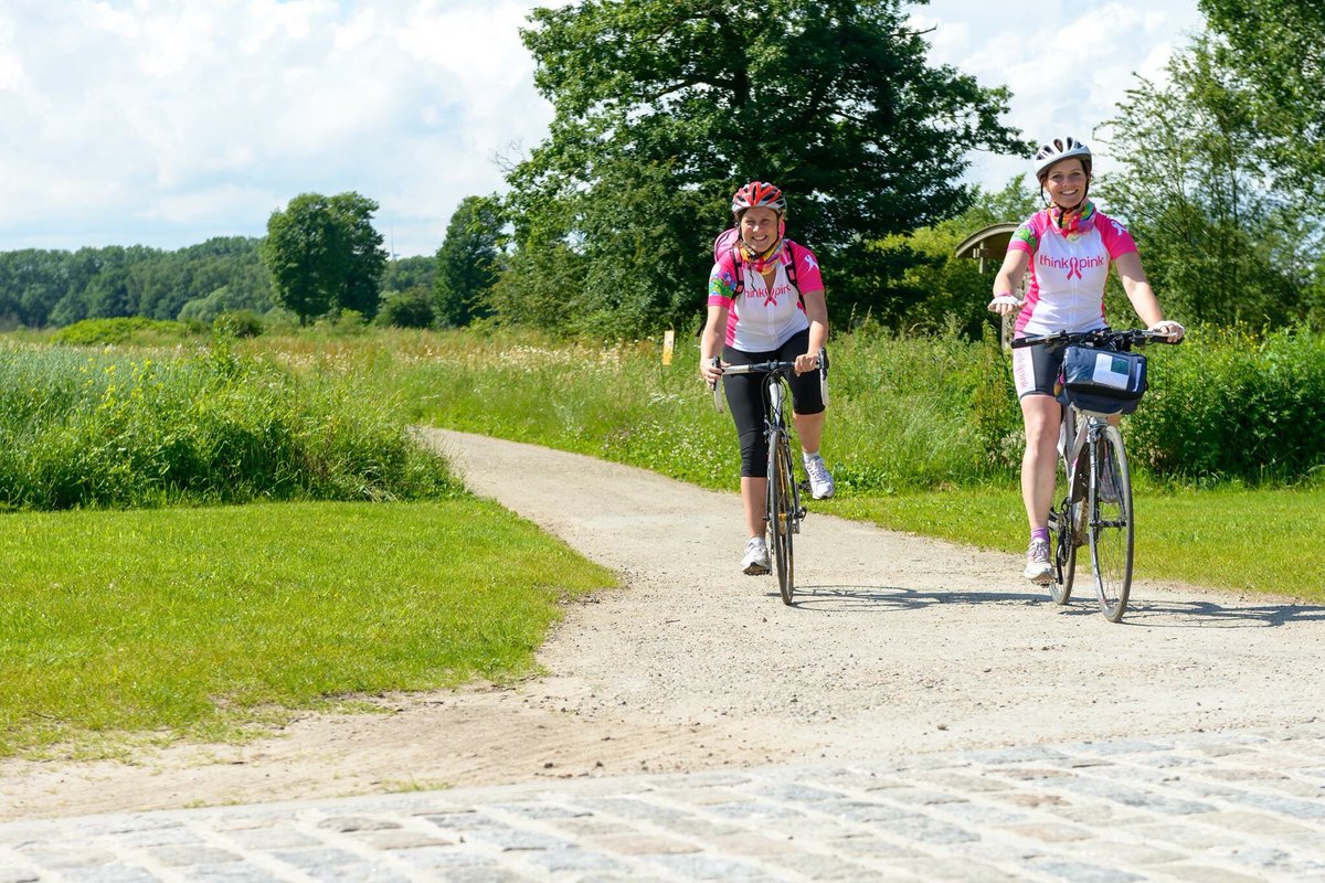 AnjaDewitte's tweet photo. Dames, zin in een fietstochtje? Sluit aan bij Bike Captain #ThinkPink regio Leuven Morgen vertrek 10u #meander #rotselaar #iedereenbewegen https://t.co/gnYxndkzSG