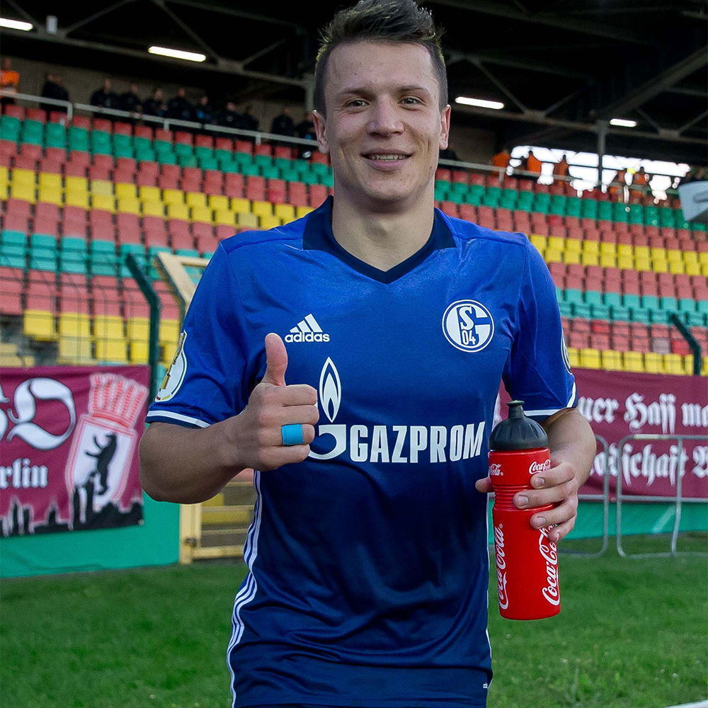Happy Birthday und alles Gute zum 28. Geburtstag, Yevhen   