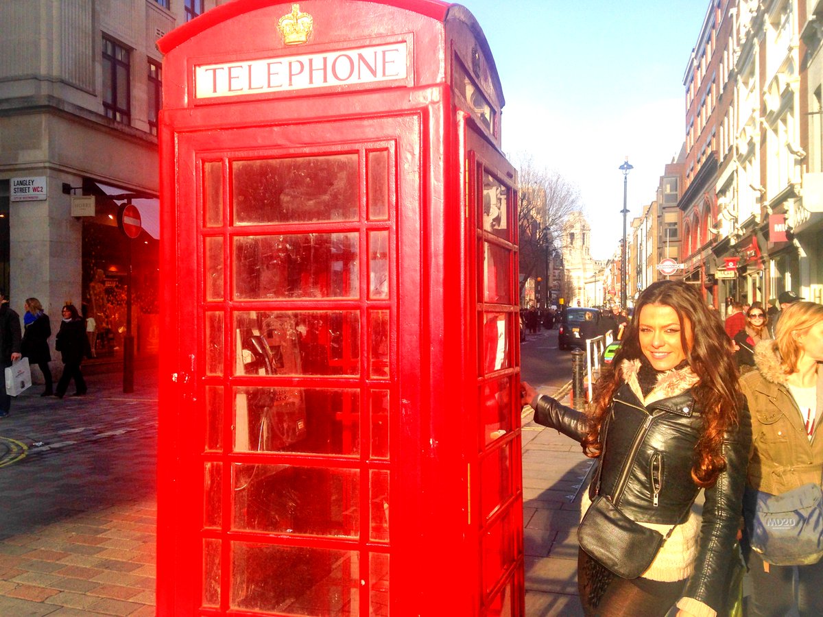 AlexxandraWorld's tweet photo. How come every time you come around My London London Bridge wanna go down like London London London, wanna go down like #LONDON #ENGLAND https://t.co/ecnlBYqjUl