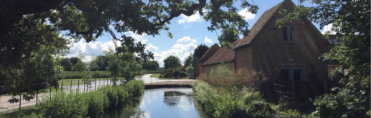 Today's #wedding venue of the day is the beautiful, award-winning <a href="/BassmeadManor/">Bassmead Manor Barns</a> in Cambridgeshire (📸: <a href="/BassmeadManor/">Bassmead Manor Barns</a>) #weddingvenue #venue