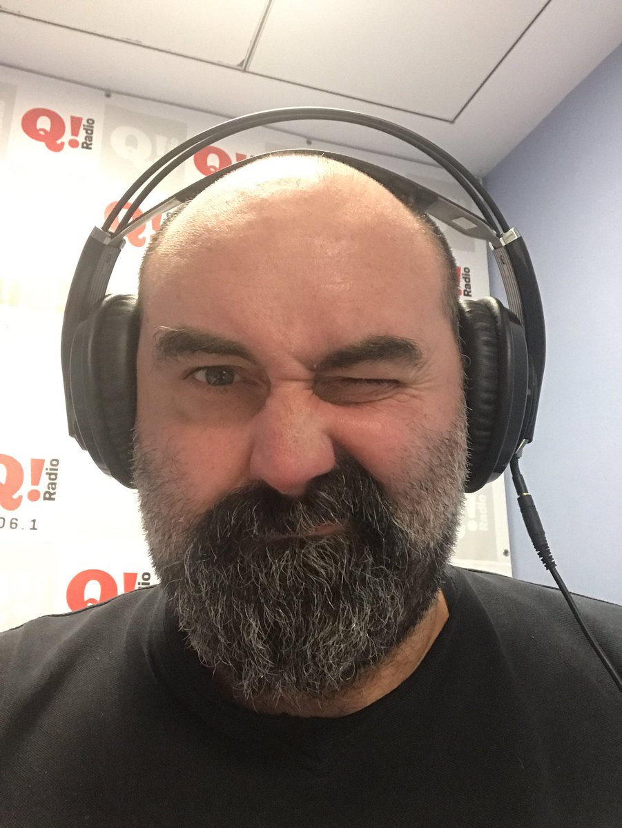 jl_montesinos's tweet photo. Que bien lo pasemos en @QueRadioVLC de @Que_Radio https://t.co/ISLHu17cts