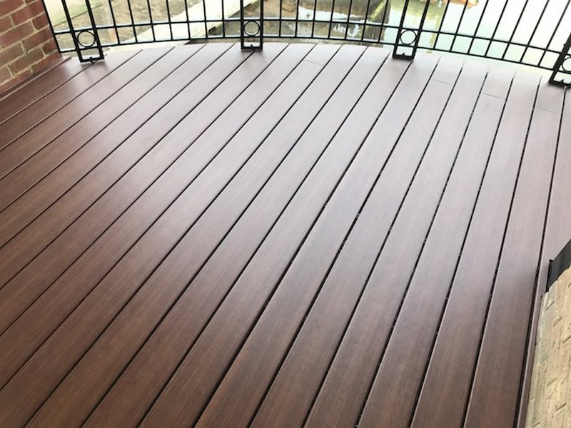 elegrodeck's tweet image. Read our latest #casestudy! Our #recycled #plastic #decking installed on a #balcony in #Southampton! #Contractors

elegrodeck.co.uk/river-itchen-b…
