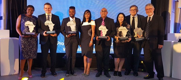 AABLAwards's tweet photo. Great group photo of all the @cnbcafrica @AABLAwards Southern Africa from last night at the @JSE_Group! Congratulations! #AABLA2017 https://t.co/aP5UHREQWG