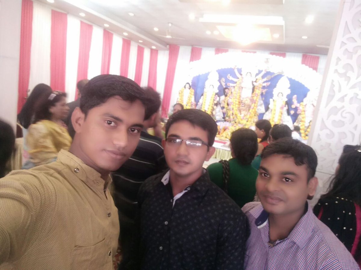 KubirPal's tweet photo. #Durga puja#hyd#enjay https://t.co/1SA6aydQ3N
