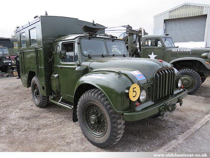 oldclassiccar's tweet photo. Excellent day at @creweheritage last weekend #crewe #cheshire #military #ww2 #wheelsofwar, photos: https://t.co/NfXQqA51RY @CreweChronicle https://t.co/tkH1bixU9g