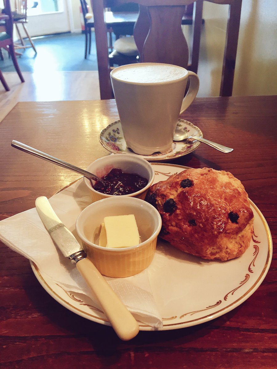 Berry Scone <a href="/TheHavenCafe/">The Haven</a> 👍🏻