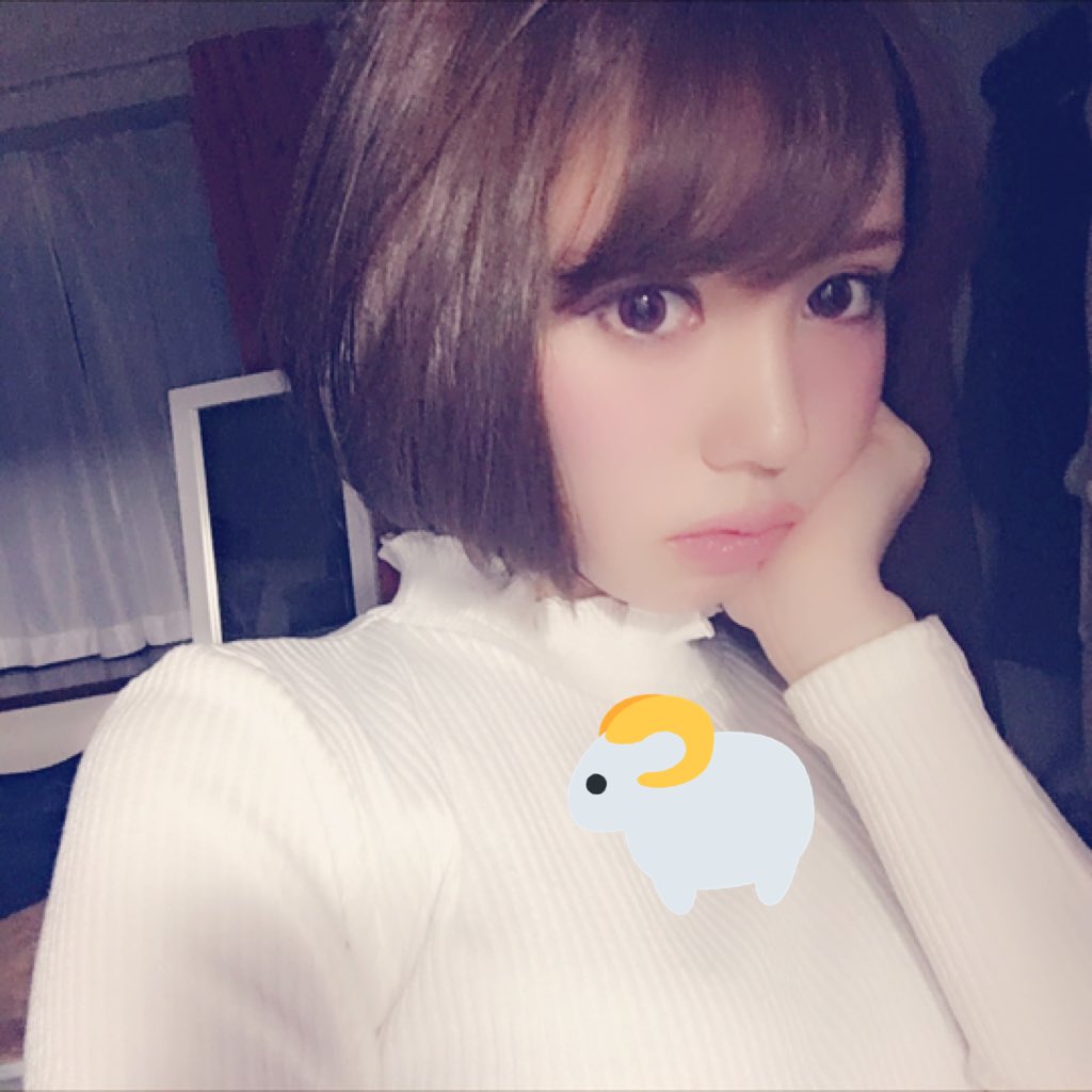 黒瀧まりあ on Twitter &quot;昔。 ボブにしたくて服に隠してた笑 メイク濃いめ。💄 最近またボブにしたい欲！ おやしゅみ〜。…